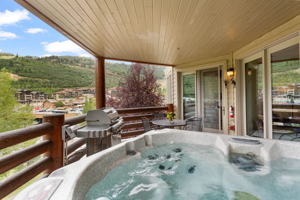 Condo, 2 Bedrooms | Outdoor spa tub