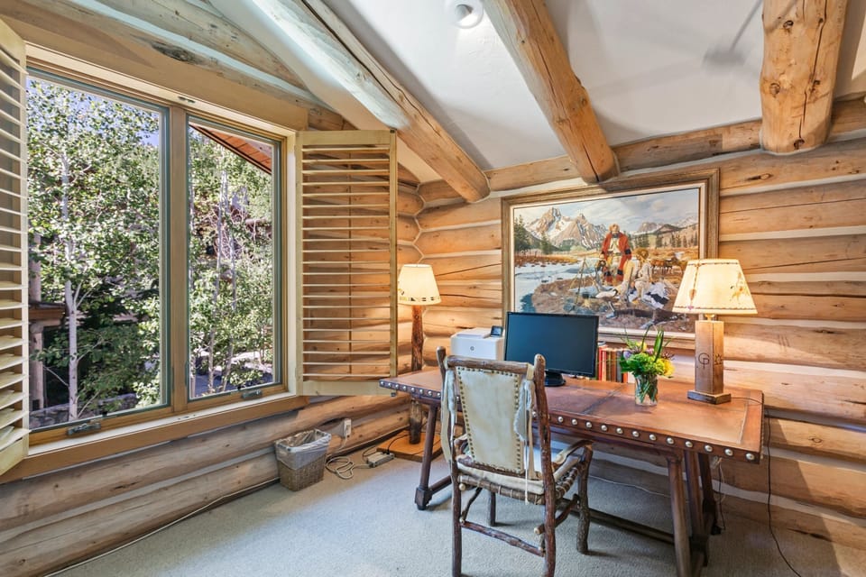 Condo, 3 Bedrooms | Interior