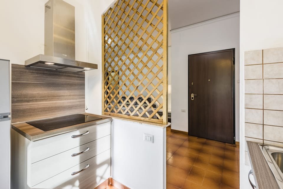 Standard Apartment, 1 Bedroom (Apartment) | Private kitchen | Fridge, stovetop, cookware/dishes/utensils, dining tables