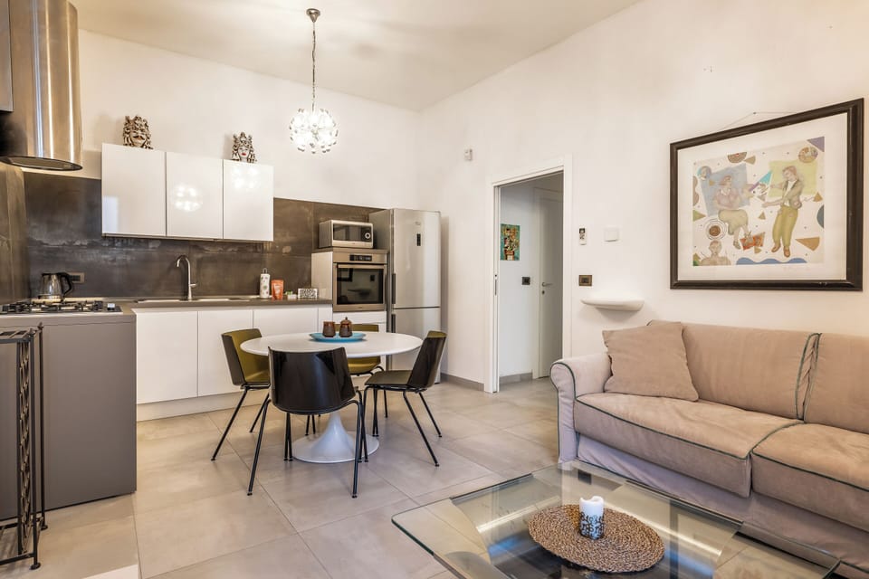 Comfort Apartment, 2 Bedrooms (Apartment) | Private kitchen | Fridge, microwave, stovetop, espresso maker