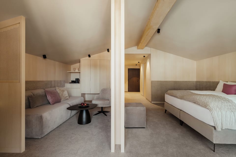 Presidential Suite | Egyptian cotton sheets, premium bedding, down comforters, in-room safe