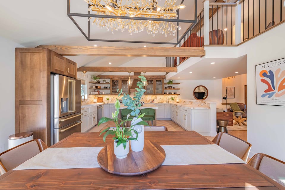 House, Multiple Beds, Fireplace, Garden View (Provence in Paso) | Dining