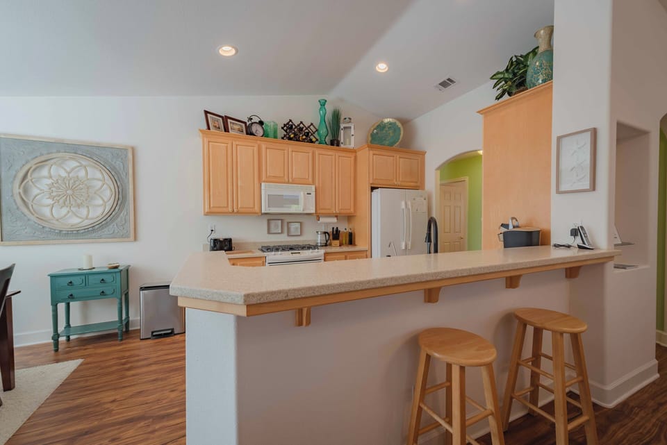 House, Multiple Beds, Patio, Garden View (Seabreeze Bungalow) | Private kitchen