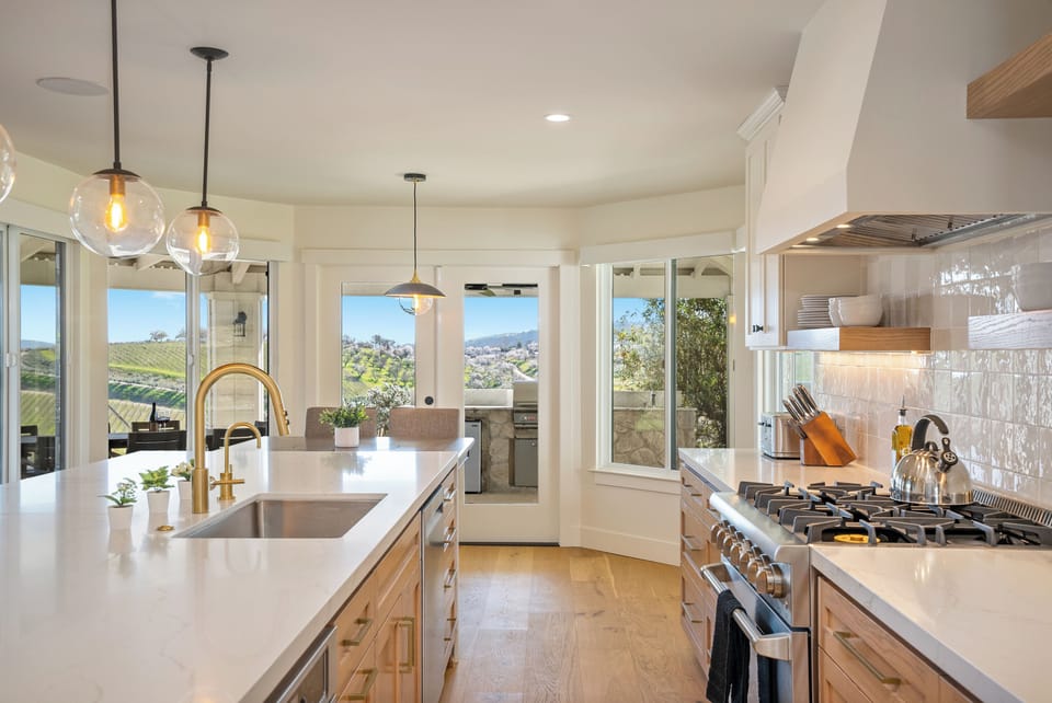 House, Multiple Beds, Pool Access, Pool View (Mira Vista Heights) | Private kitchen
