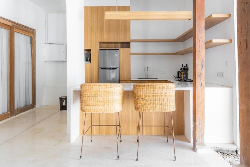 Villa, 3 Bedrooms | Dining room