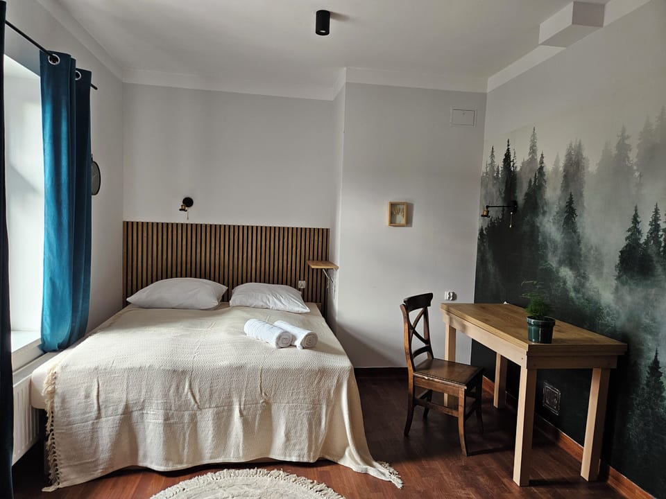 Double Room, Garden View | Laptop workspace, iron/ironing board, free WiFi