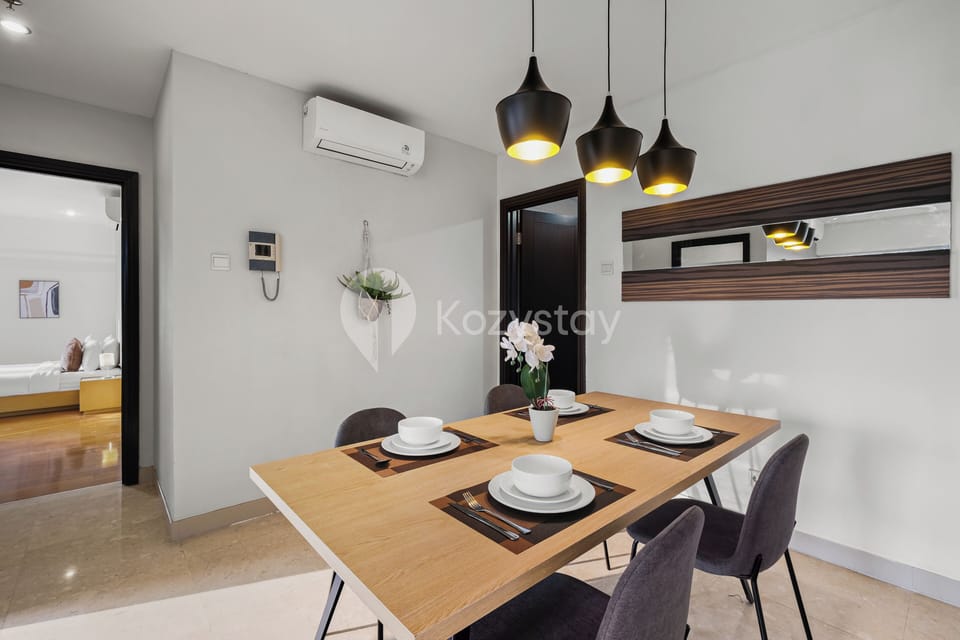 Apartment, 2 Bedrooms, City View | Dining room