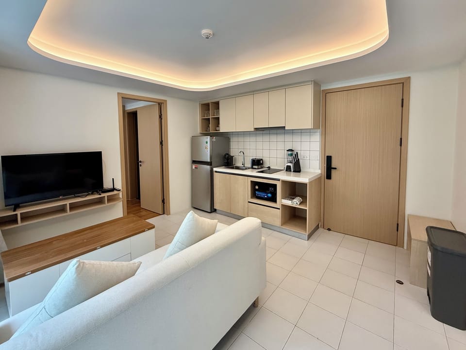 Superior Apartment | In-room safe, iron/ironing board, free WiFi