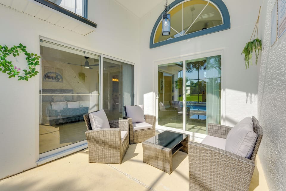 House (4 Bedrooms) | Interior