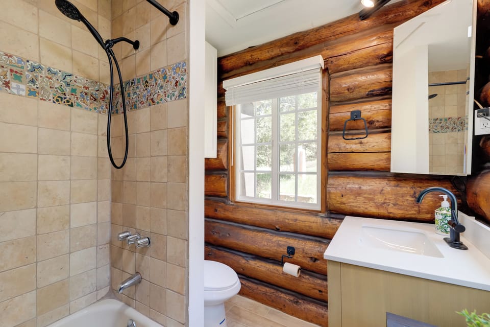Hike, Bike & Explore: Woodsy Retreat in Mt Laguna! Cottage in Mount Laguna