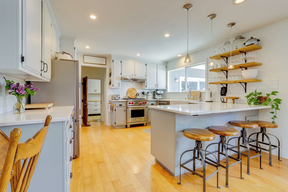 House (4 Bedrooms) | Interior