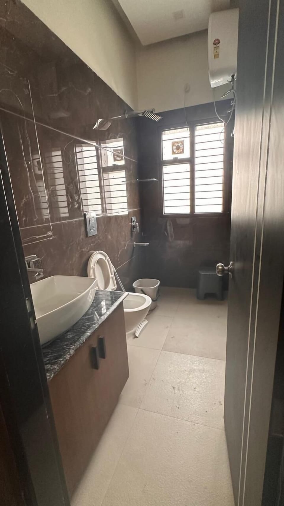 Deluxe Double Room, City View | Bathroom | Shower, slippers, towels, soap