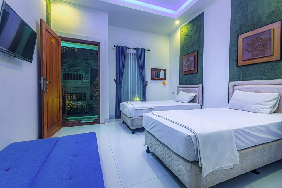 Deluxe Twin Room | Desk, laptop workspace, free WiFi