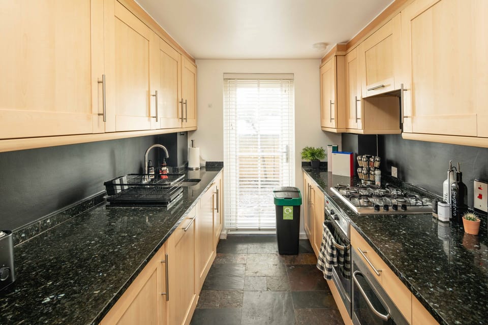 Apartment | Private kitchen | Full-size fridge, microwave, oven, stovetop