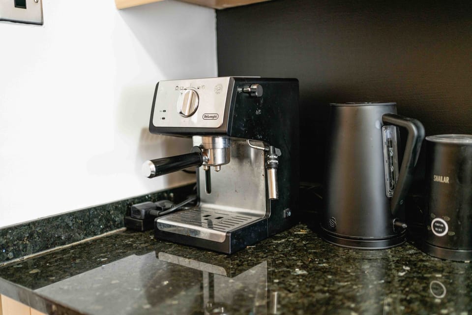 Apartment | Private kitchen | Full-size fridge, microwave, oven, stovetop