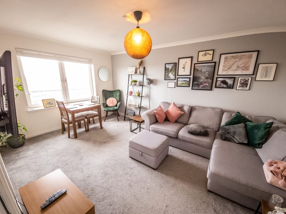 Classic Apartment | Living area | 1-inch TV with digital channels