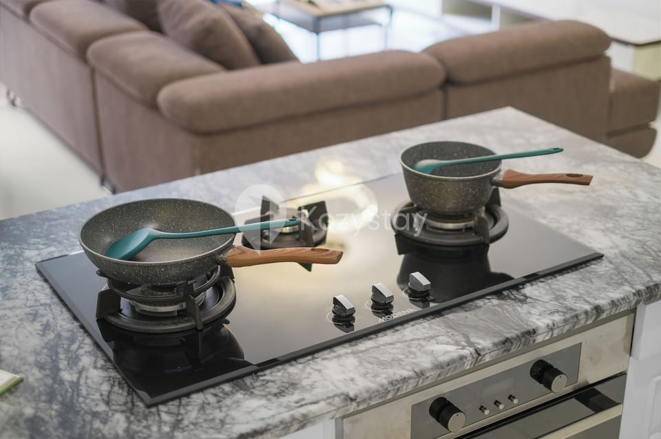 Apartment, 2 Bedrooms, Balcony | Private kitchen | Full-size fridge, microwave, stovetop, rice cooker