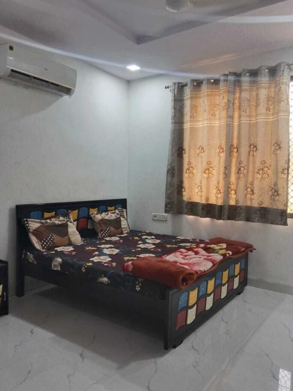 Deluxe Room | WiFi (free), bed sheets