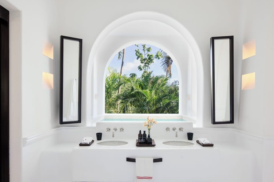 Suite, 1 King Bed (Jungle Suite with Plunge Pool) | Bathroom | Eco-friendly toiletries, hair dryer, bathrobes, slippers