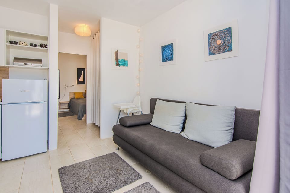 Standard House, Patio, Garden View | Living area | 100-cm Smart TV with satellite channels