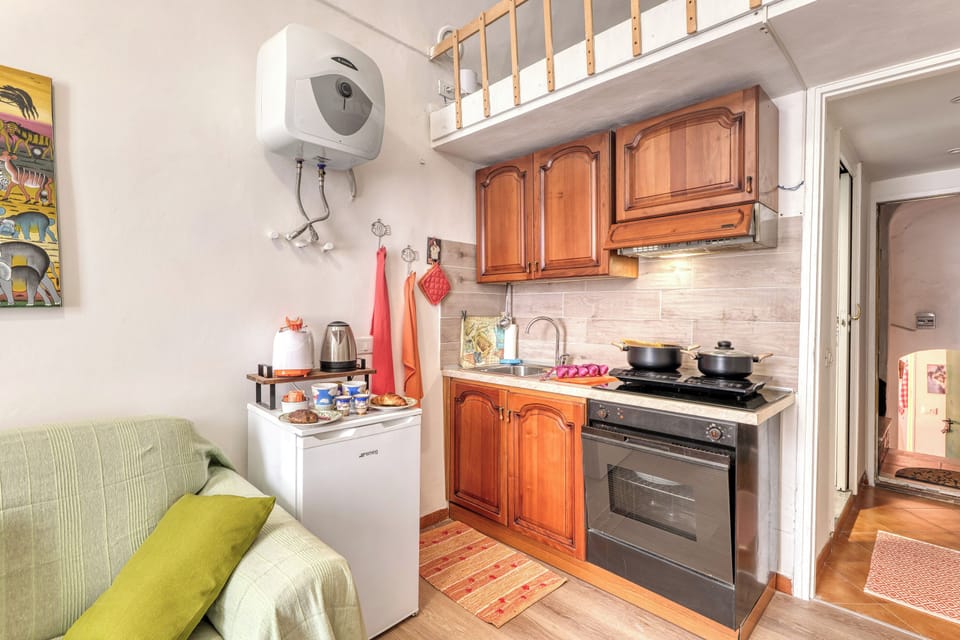 Standard Apartment, 1 Bedroom, 2 Bathrooms (Aurora La Petite Maison) | Private kitchen