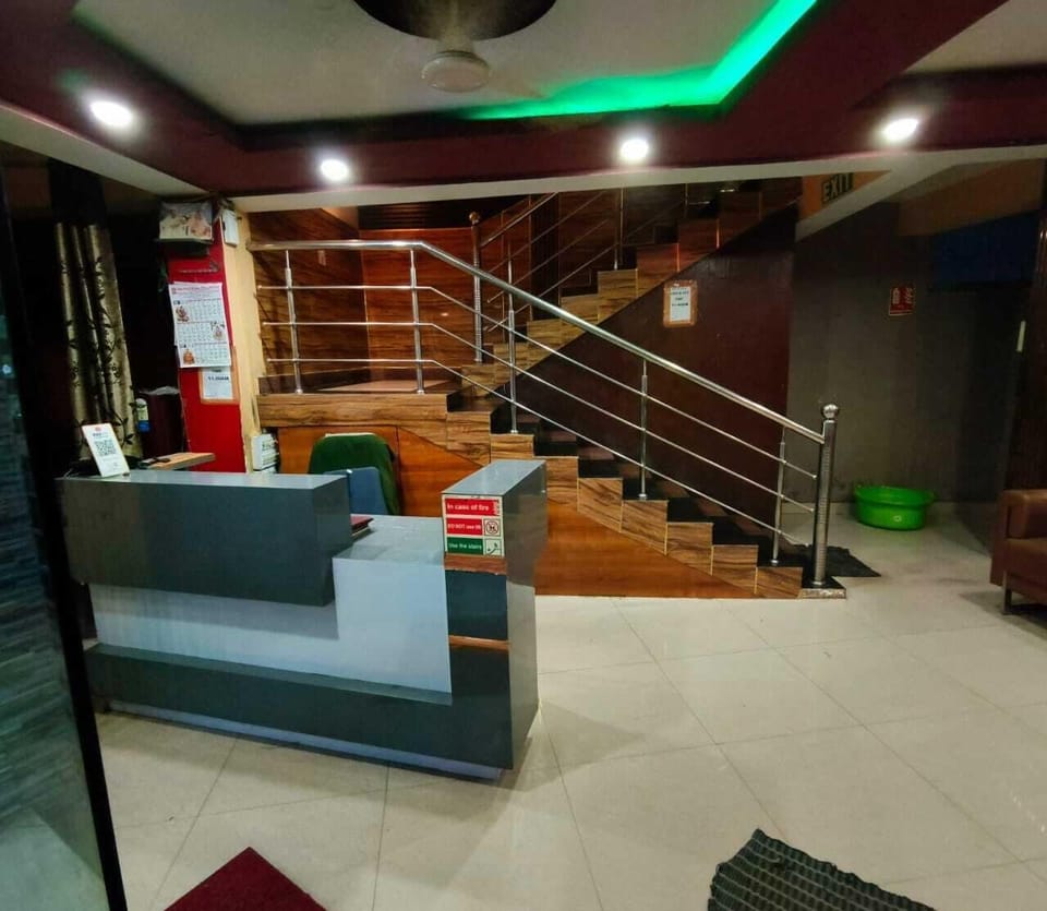Deluxe Triple Room, Sea View | Desk, laptop workspace
