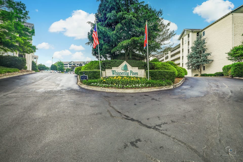 Condo (2 Bedrooms) | Property amenity