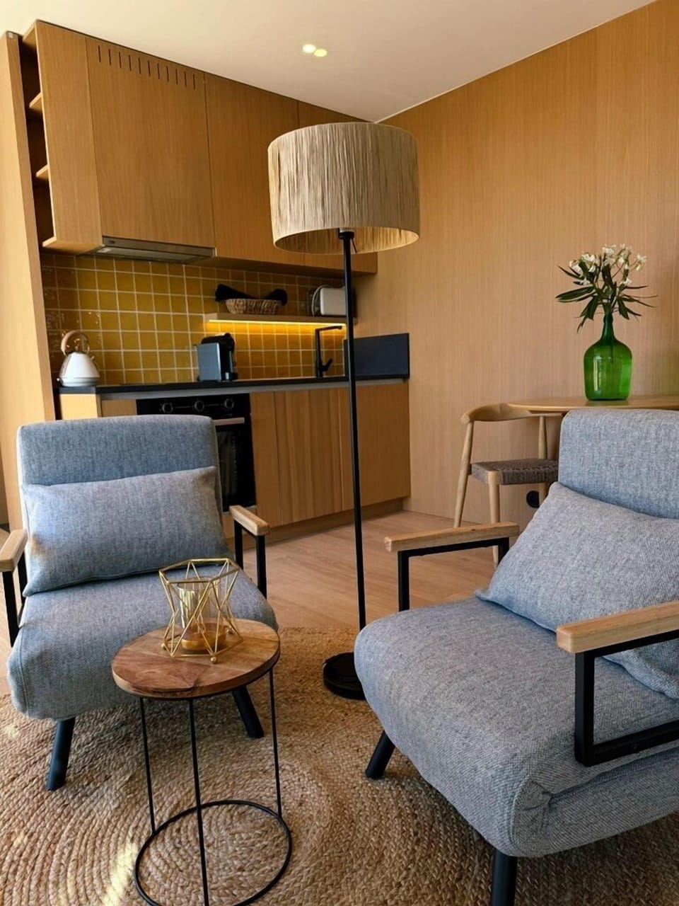 Panoramic Studio | Private kitchen | Fridge, microwave, cookware/dishes/utensils