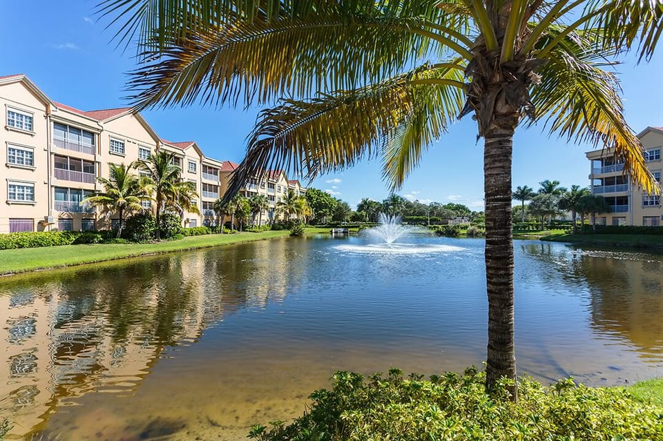 Condo (2 Bedrooms) | Property amenity
