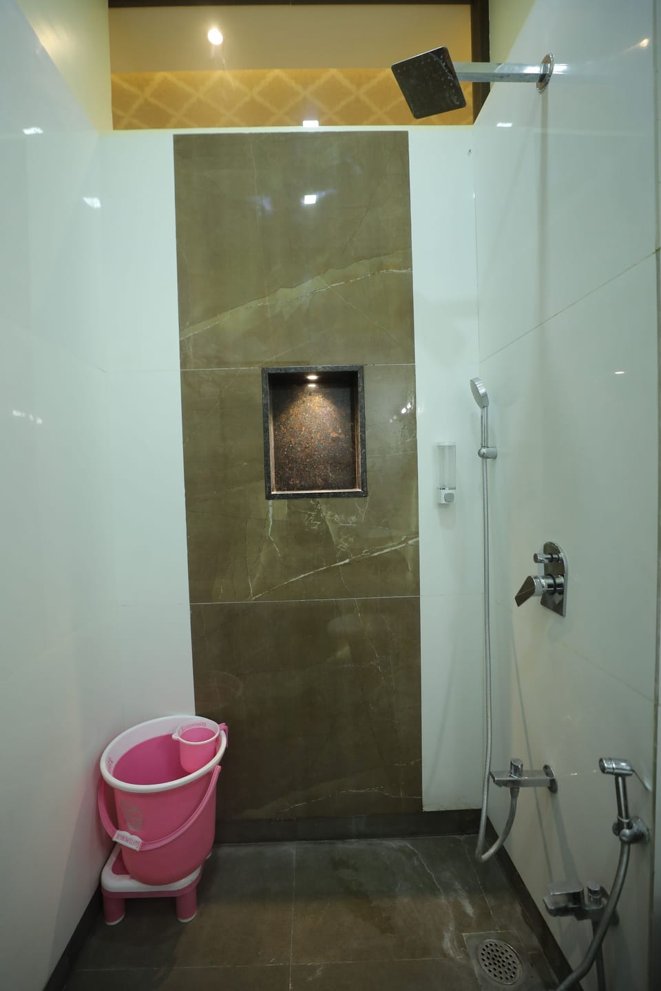Shower, towels, soap, toilet paper