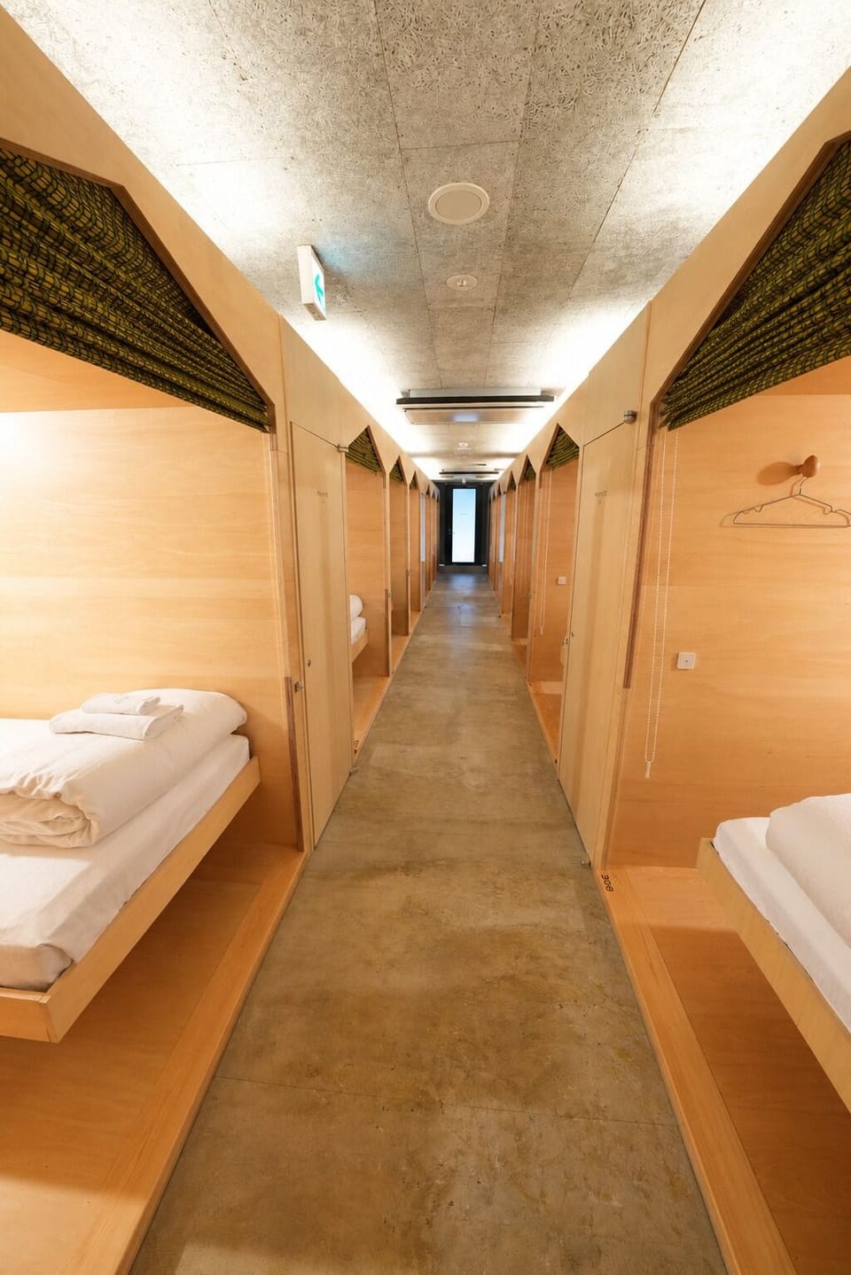 Comfort Single Room, Women only | Free WiFi, bed sheets