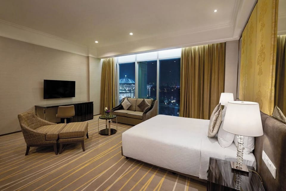 Shower, free toiletries, hair dryer, bathrobes