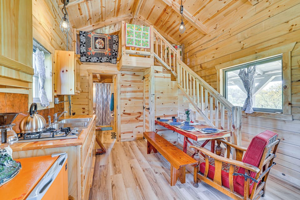 House (1 Bedroom) | Interior
