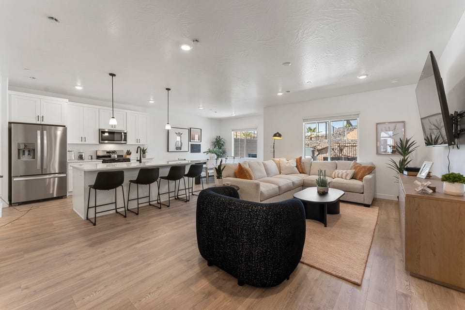 Townhome, 4 Bedrooms | Living area | Smart TV