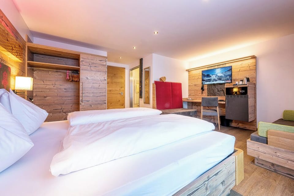 Superior Triple Room, Balcony, Mountain View | Hypo-allergenic bedding, in-room safe, blackout drapes, soundproofing