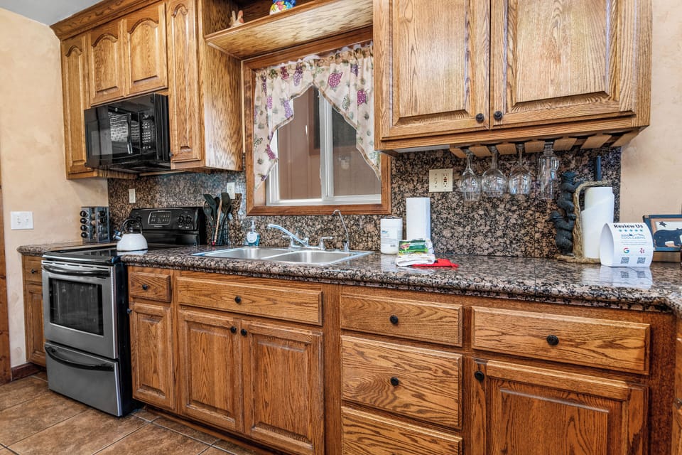 House, Lake View | Private kitchen