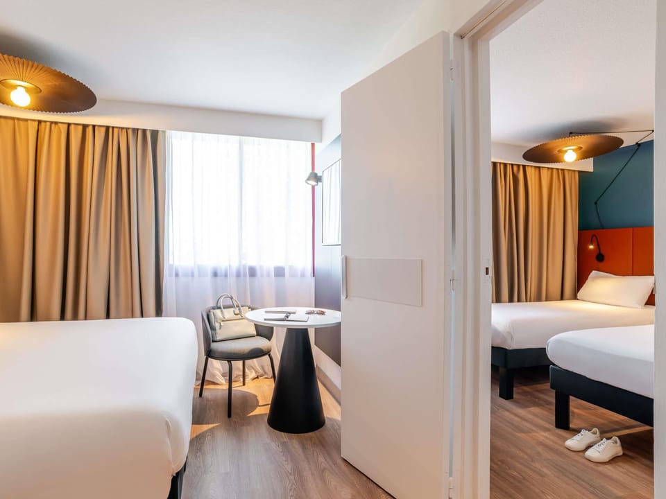 Room, Connecting Rooms | Desk, laptop workspace, blackout drapes, soundproofing
