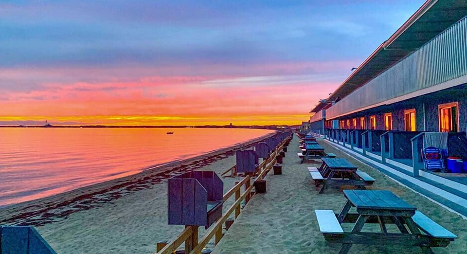 Beachfront One Room Efficiency (2 double beds) | Balcony view