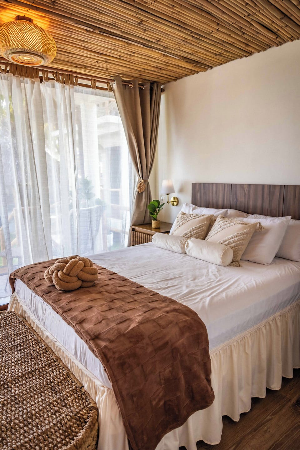 Superior Suite, Private Pool, Beach View | Premium bedding, pillowtop beds, minibar (free items), in-room safe