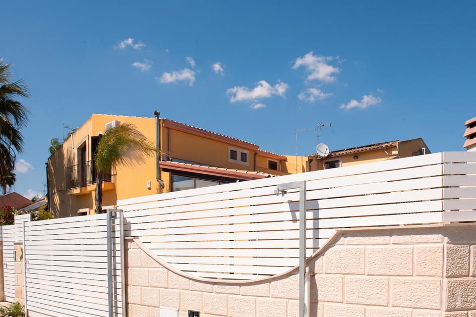 Family House, 2 Bedrooms, 2 Bathrooms (Casa Plaja) | Exterior