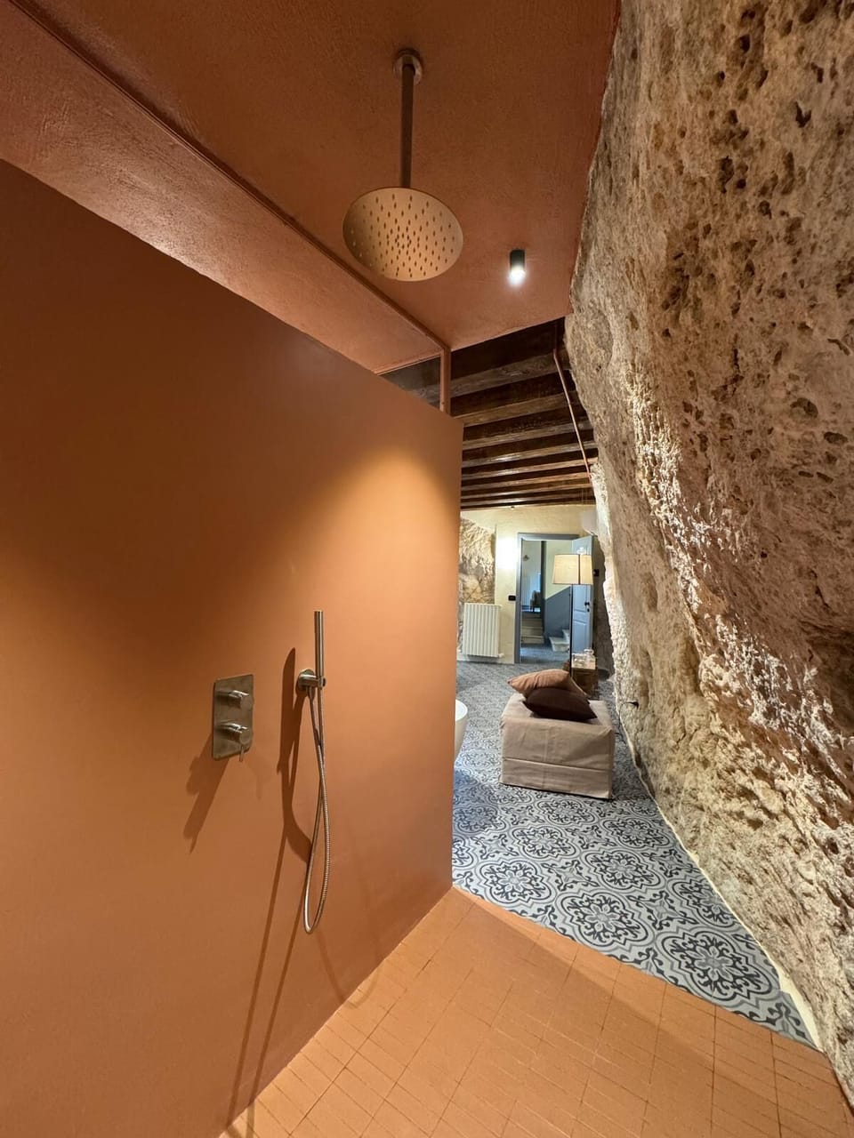 Cavaliera vista montagna | Bathroom | Hair dryer, slippers, towels, soap