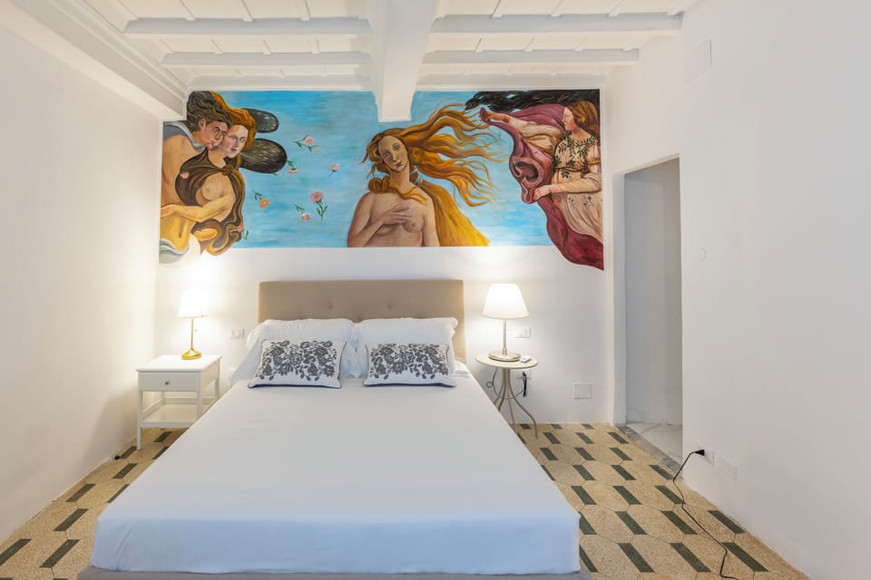 Deluxe Triple Room | Free minibar items, blackout drapes, free WiFi, bed sheets