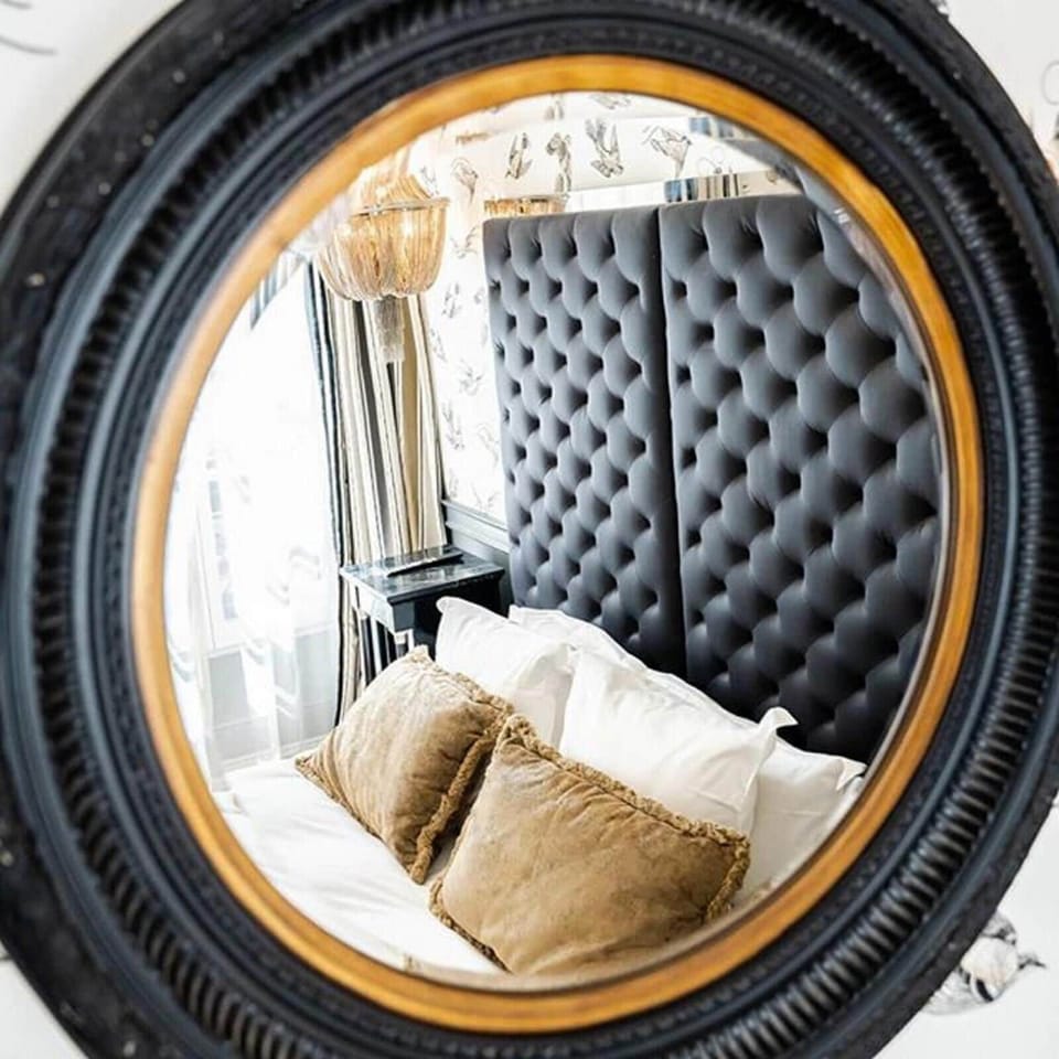 Minibar, in-room safe, desk, blackout drapes