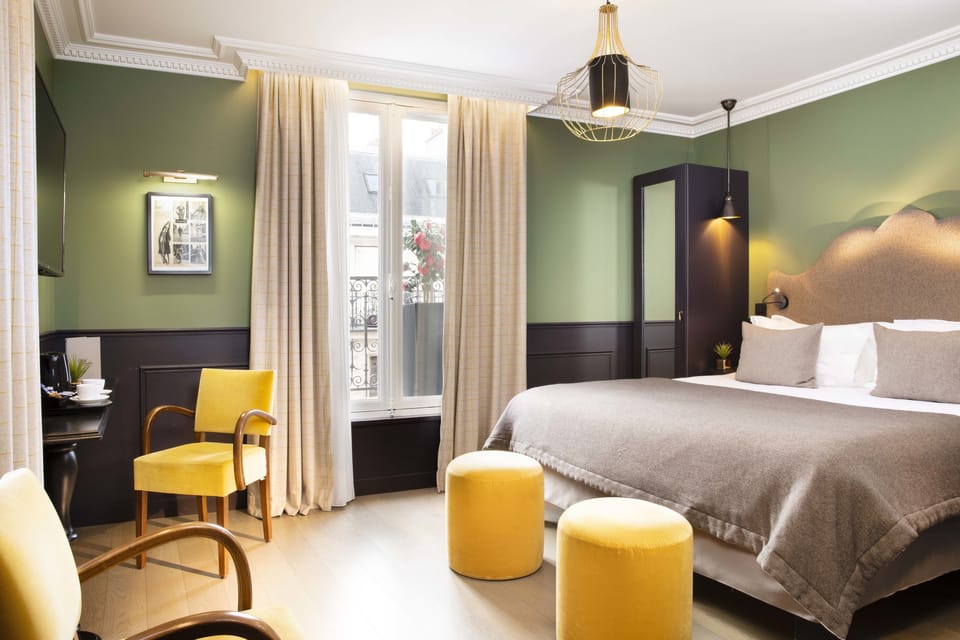 Deluxe Room | Premium bedding, minibar, in-room safe, desk