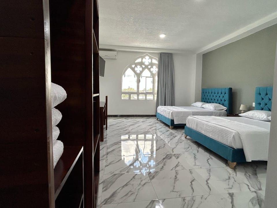 Double Room, Garden View | Desk, laptop workspace, WiFi (free)