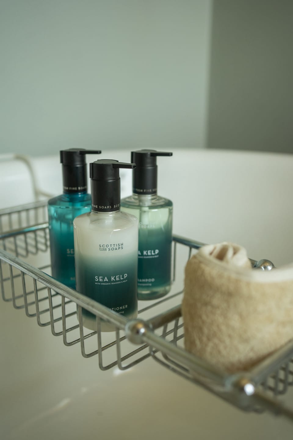 Deluxe Single Room, Courtyard View (Airedale) | Bathroom | Hair dryer, bathrobes, towels, soap