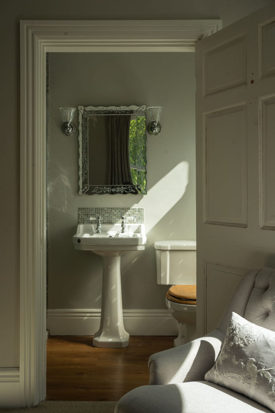 Deluxe Double or Twin Room, Garden View (Malhamdale) | Bathroom | Hair dryer, bathrobes, towels, soap