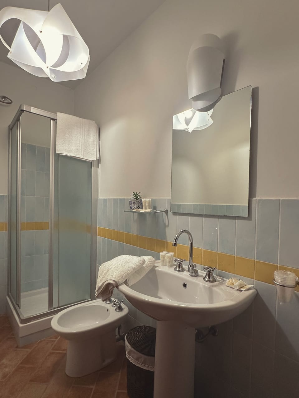 Double or Twin Room, Garden View | Bathroom | Shower