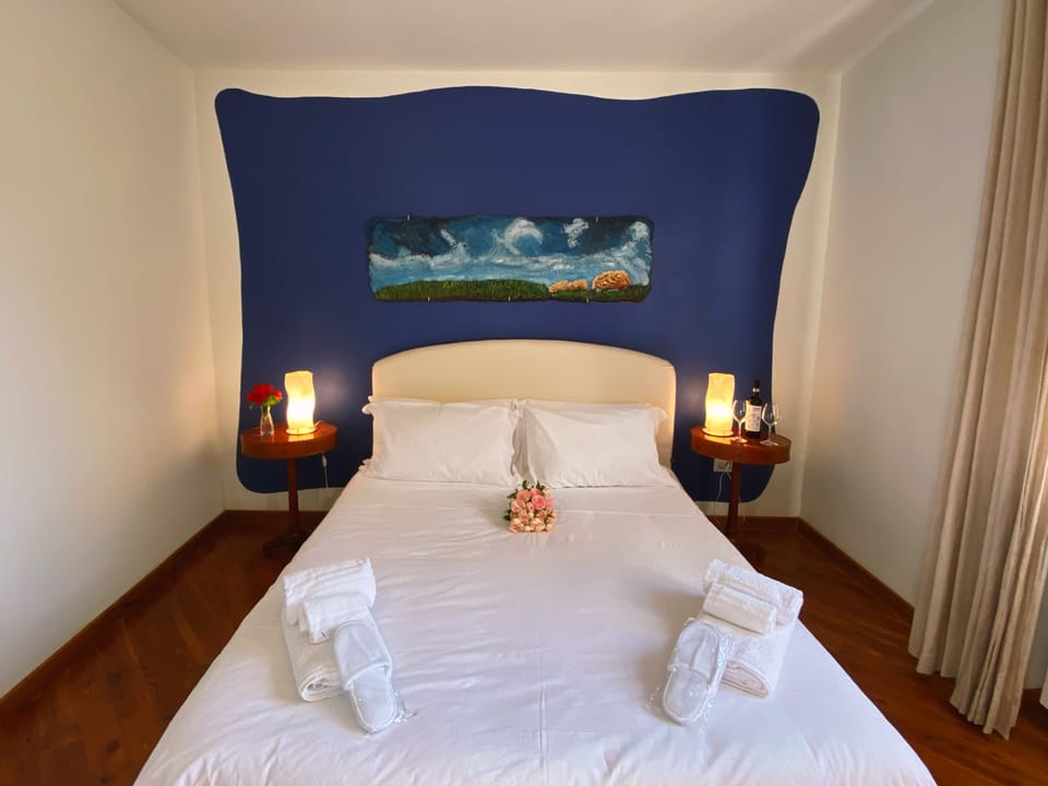 Double or Twin Room, Pool View | Bed sheets