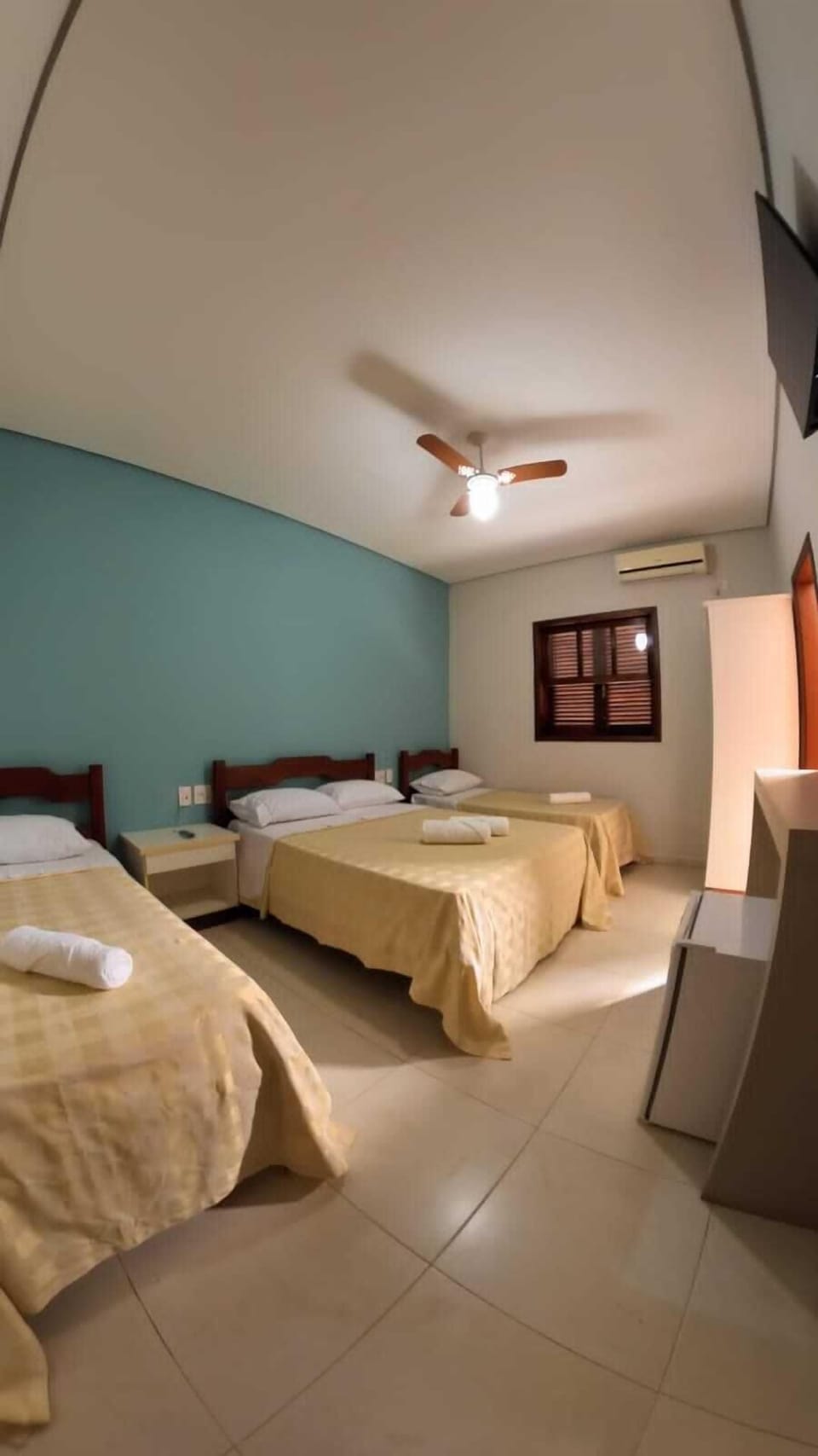 Superior Quadruple Room | Free WiFi